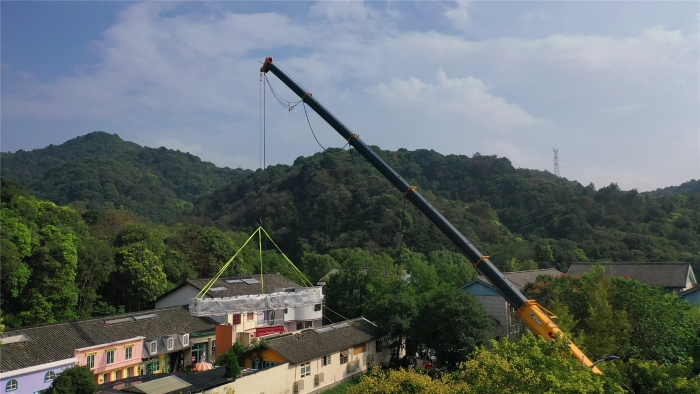 46米跨距吊3天！J9集团G2代四桥130吨“闯入”影视圈！
